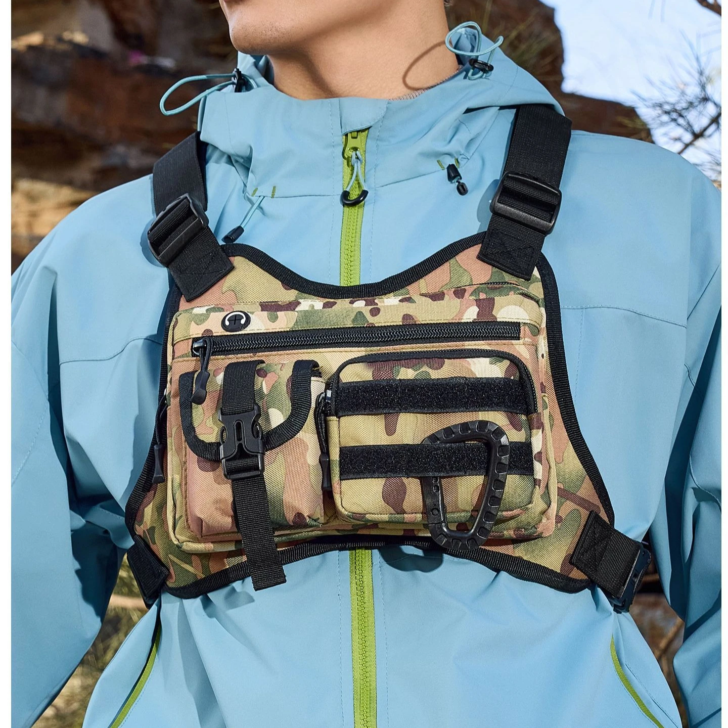 Nylon fabric lightweight camouflage tactical chest bag, men's durable cycling chest bag, load-reducing vest, waterproof vest bag