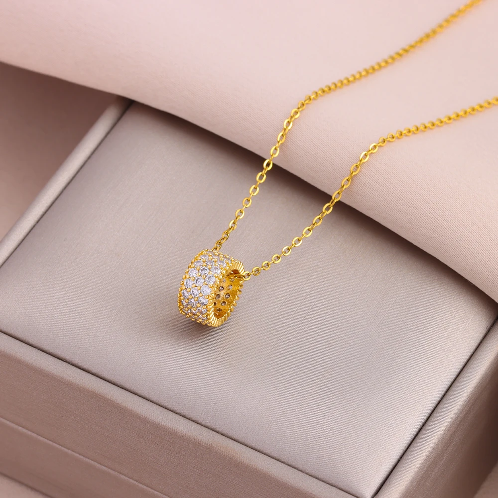 New Trendy 18K Gold Plated Pendant Necklaces For Women Female Stainless Steel Clavicle Chain Jewelry Girls Party Gift Wholesale