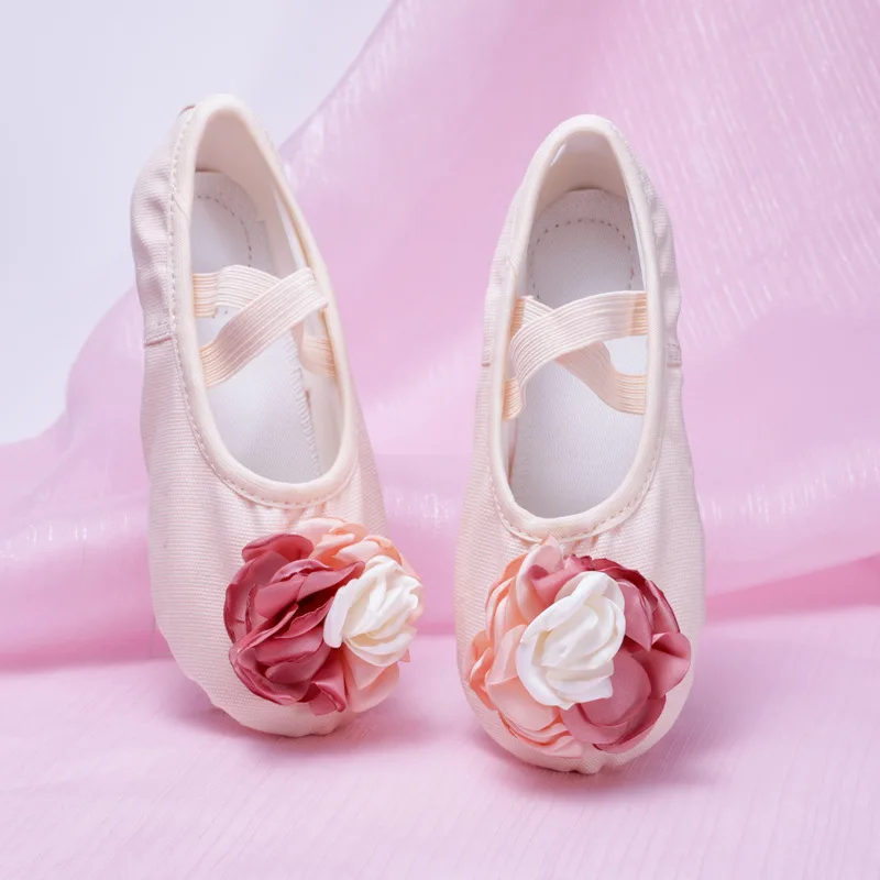 Baletki z płótna z dużą różą, miękka podeszwa, lekkie, klasyczne buty do tańca, kształt kociego pazura, baletki dla dziewcząt, baleriny.