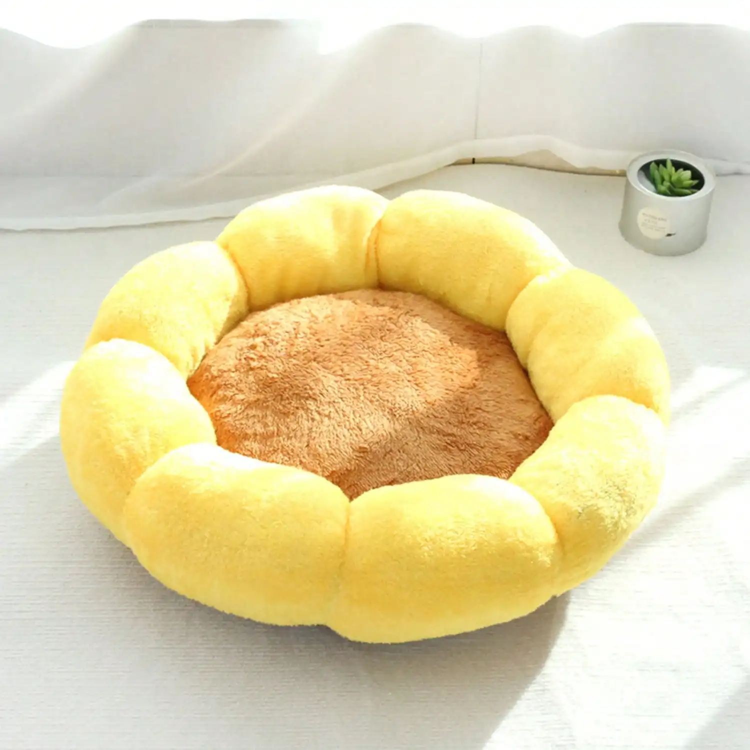 Soft Plush Flower Nest Dog And Cat Nest Thickened Small Cute Comfortable Natural Dog And Cat Nest, Home Use, Suitable