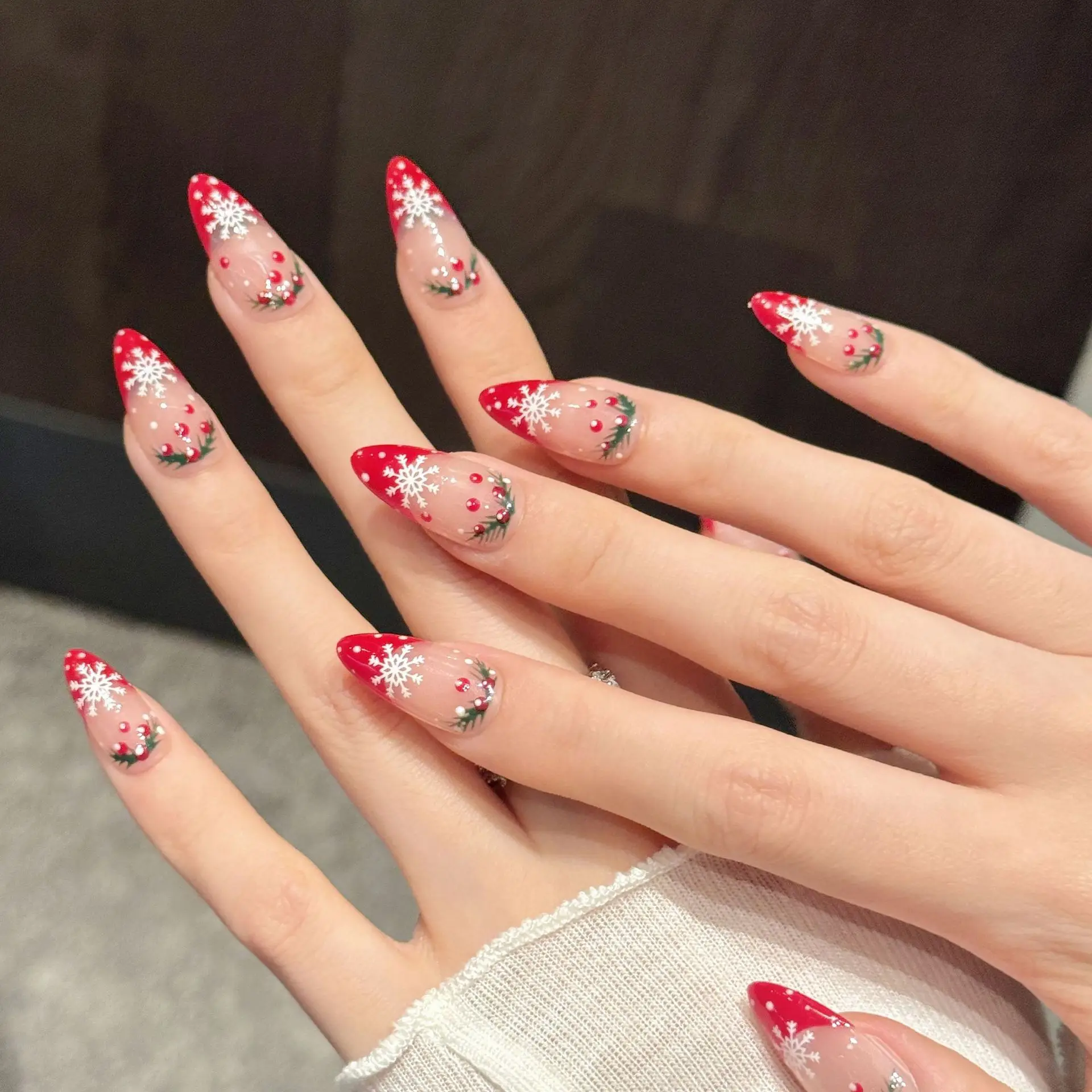 10 pièces de luxe à la main presse sur les ongles amande noël flocon de neige conception avec 3 pièces outil adhésif onglets de colle à ongles