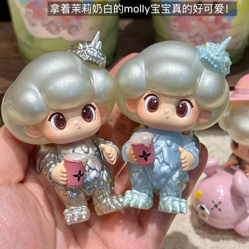 MOLLY TEA x INSTINGTOY Co-sign Limited Edition Figurine Awakening