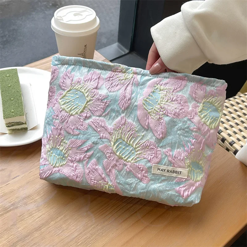 Simple Sweet Pink Flower Embroidered Clutch Cosmetic Bag Makeup Bag Square Canvas Zipper Bag Travel Portable Makeup Organizer