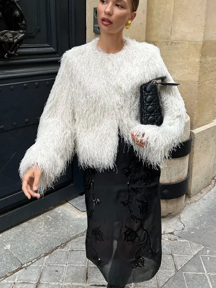 HH 2024 المرأة فو الفراء اقتصاص معطف موضة الشتاء فضفاضة طويلة الأكمام سترة قصيرة الإناث الشارع سميكة الدافئة ملابس خارجية