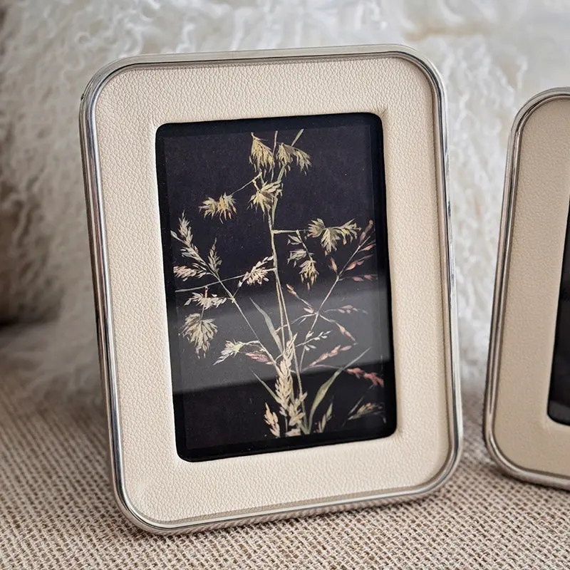 Light luxury photo frame 6 inch 7 inch table setting leather high-end photo frame 67 photo frame French soft decorative ornament