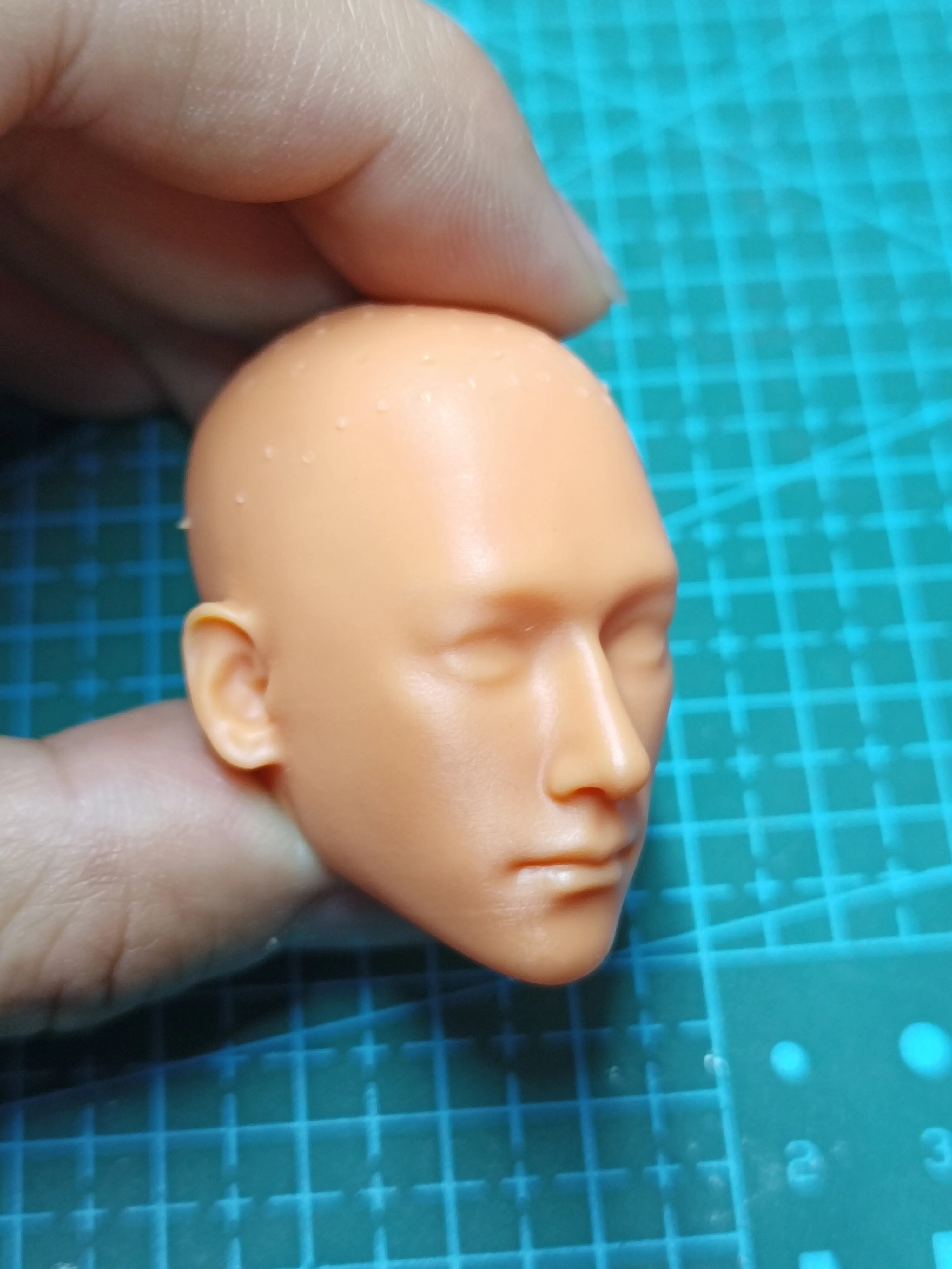 

1/6 Scale Luo YunXi Leo Male Head Sculpture Carving 1:6 Asia Singer Unpainted Model Fit 12'' Action Figure Soldier Toys