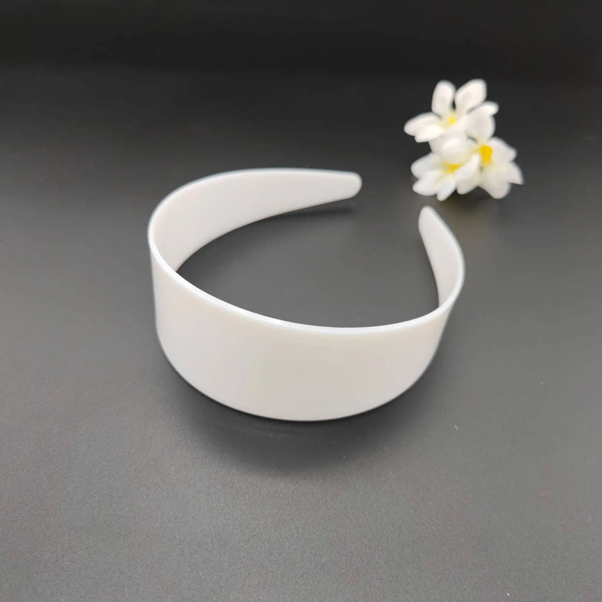 

1 шт., беззубая пластиковая повязка для волос с широкими краями, базовая пластина, ювелирные аксессуары, экологически чистый материал, 4,8 см, повязка на голову «сделай сам»