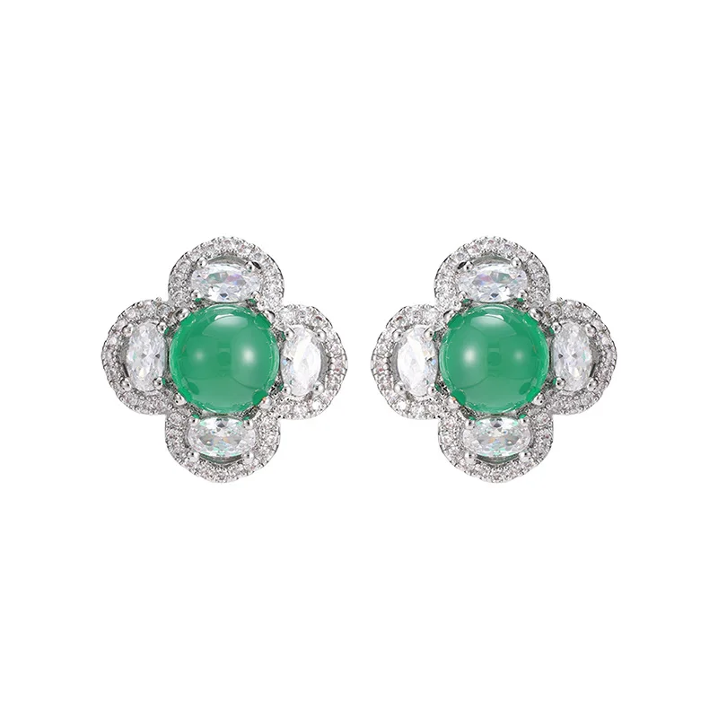 I nuovi orecchini a bottone di lusso leggeri del 2025 e delicati orecchini floreali con disegni eleganti e di nicchia