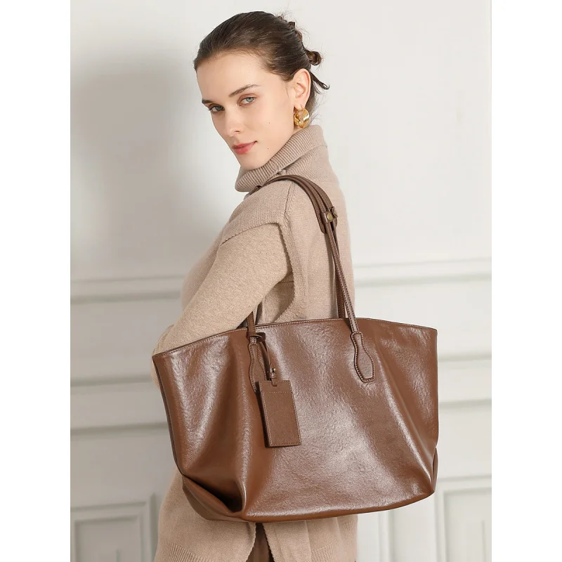 

New Genuine Leather Large Capacity the Tote Bags for Women Commuter Cowhide designer luxury high quality popular Shoulder Bag