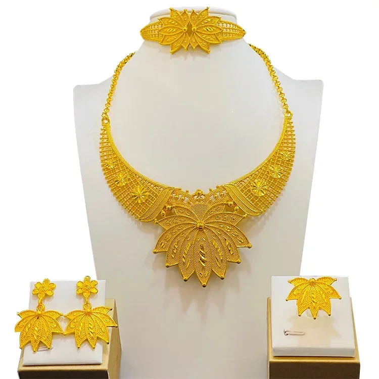 

Luxury Crystal Dubai Gold Color Jewelry Sets For Women Bridal Elegant Necklace Earrings Sets African Arab Wedding Party Gifts