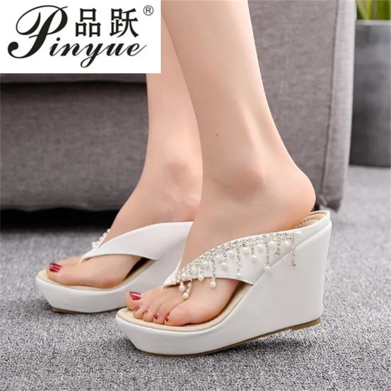 

Женские тапочки с кисточками из бисера 9,5 см, летние пляжные шлепанцы белого цвета, сандалии на платформе, повседневная обувь с открытым носком, размеры 33–43