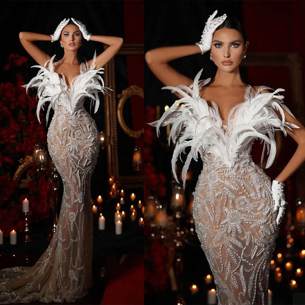 

Luxurious Feathers Pearls Bridal Gowns V Neck Sleeveless Illusion Wedding Dress Custom Made Lace Vestido de novia