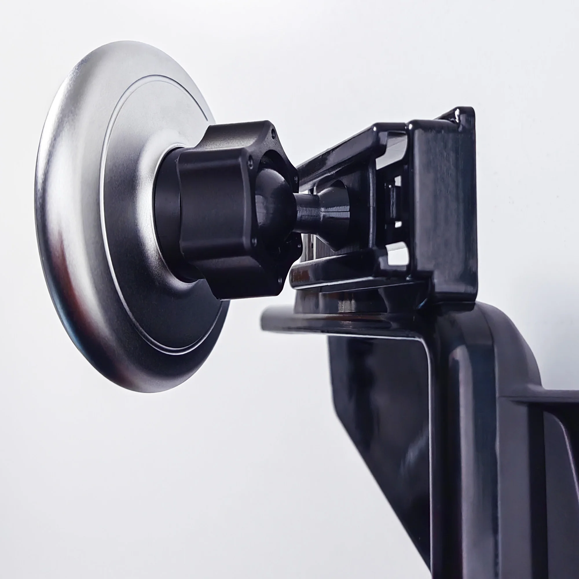 For Range Rover Sport 2023 2024 2025 Phone Holder Bracket Base Magnetic MagSafe Wireless Charging Phone Mounts Car Accessories