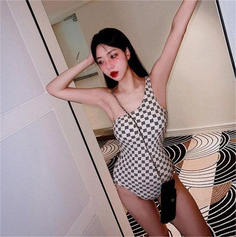Damen-Bademode, 2024, Damen-Bikini, einteiliger bedruckter Badeanzug, rückenfrei, sexy One-Shoulder-Bademode mit heißen Quellen