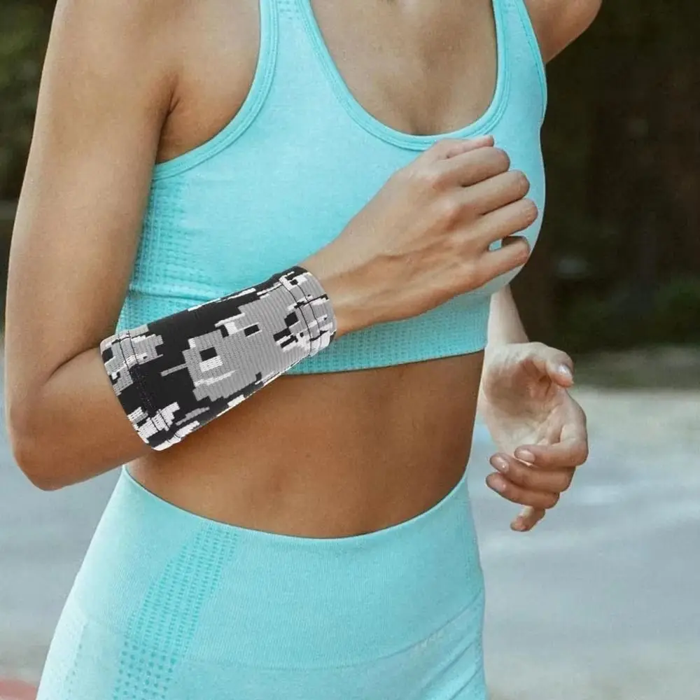Compression Wrist Brace Sleeve Breathable Sweat-Absorbent Compression Wristband Elastic Support Knitted Nylon Elastic Wristbands