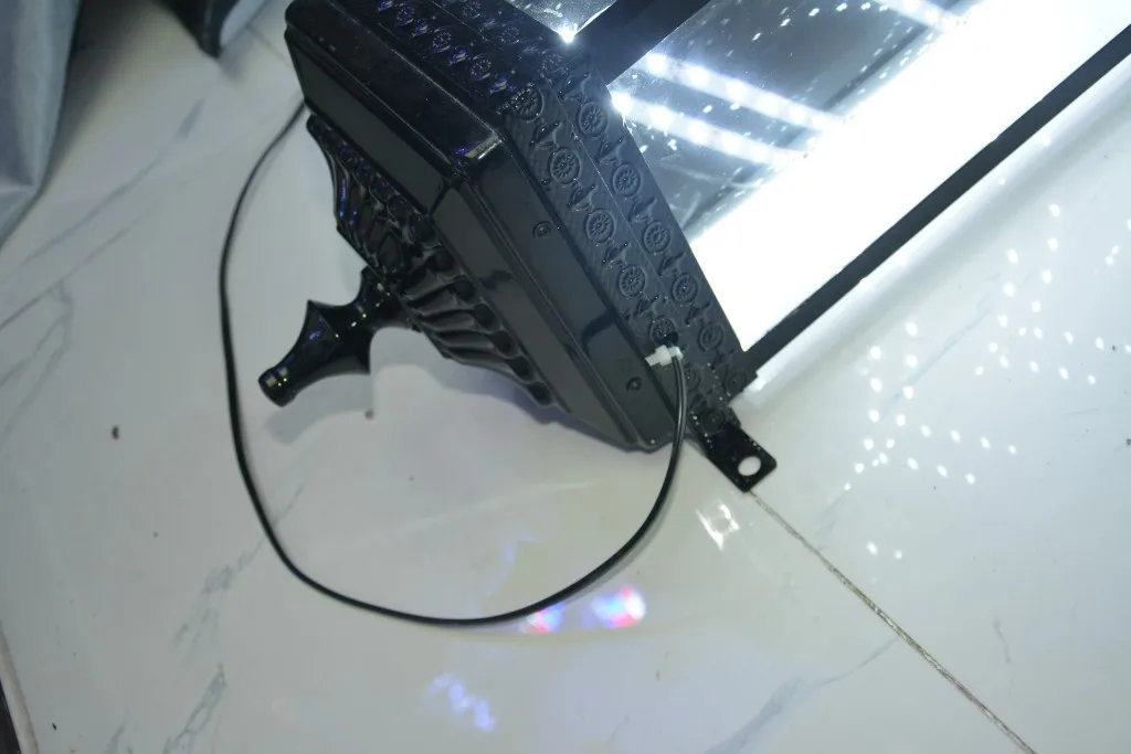 New LED hair salon turn light, retro palace lamp Roman sign wall hanging light