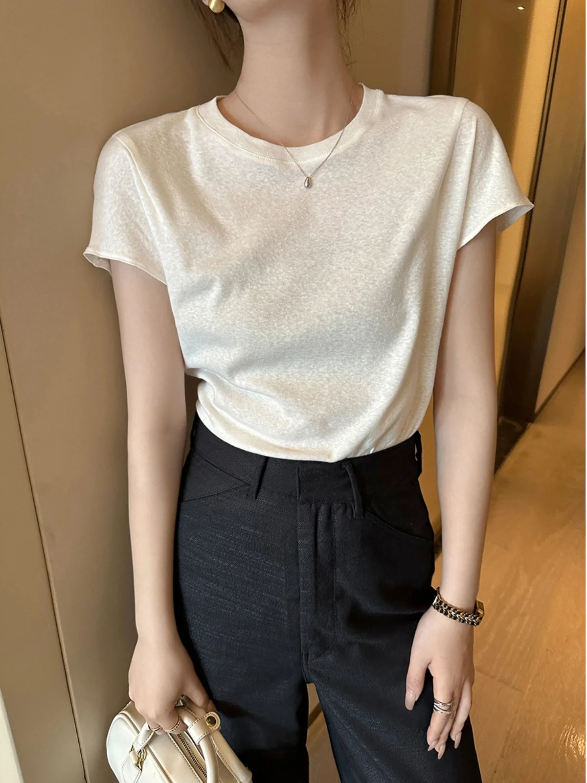 

Белая круглая футболка с коротким рукавом для женщин, базовая модная летняя новинка 2026 года, простой универсальный топ из 100% хлопка