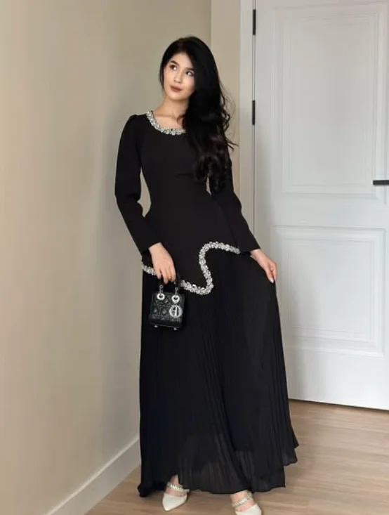 Di alta Qualità Personalizzato Lunghezza Caviglia Piega In Rilievo Maniche Lunghe Nero Vestido De Festa De Casamento Пла coi coi rezorsi®dheтиль Donne