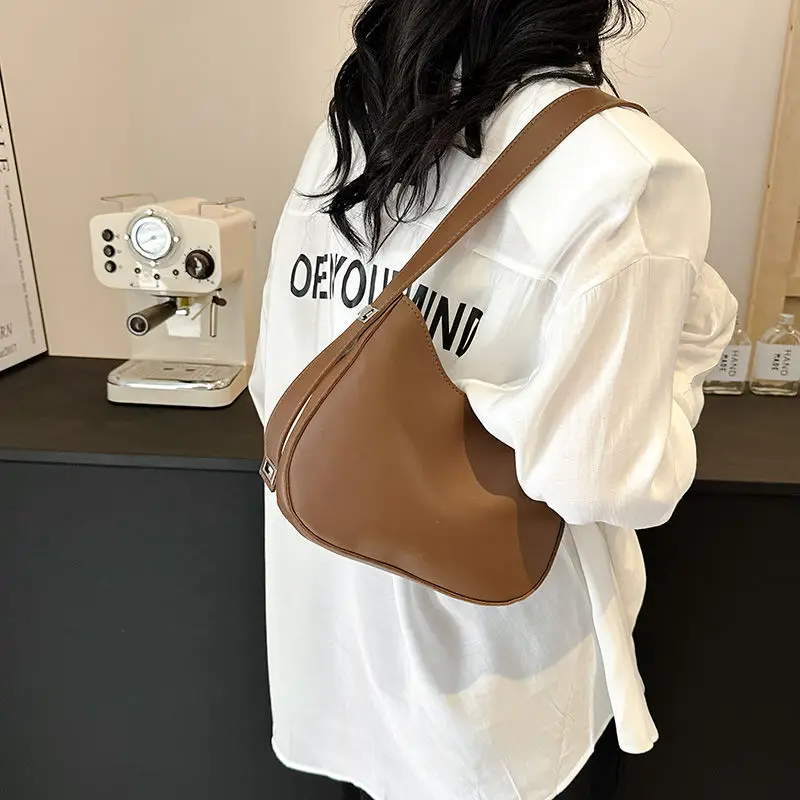 Women\'s Versatile Crossbody Bag Spring Summer New Fashion Retro Underarm Niche Single Shoulder Underarm Bag