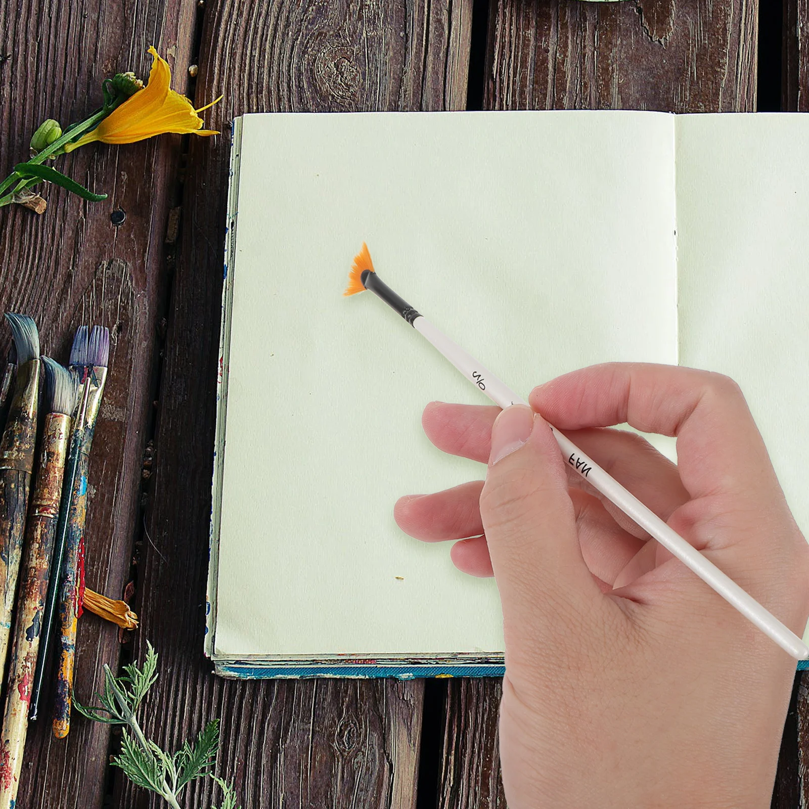 

1Set Painting Brush Set Multi-Use Nylon Wooden Handles Flat Pointed Tips Art Painting Craft Drawing Oil Watercolor Tools