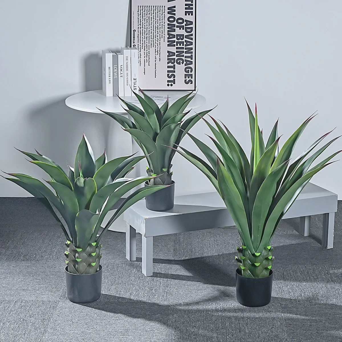 

Сизалевый меч Лилия Агава Корона Лилия Искусственный домашний декоративный орнамент Пластиковые кустарники для внутреннего освещения Роскошный пейзажный меч