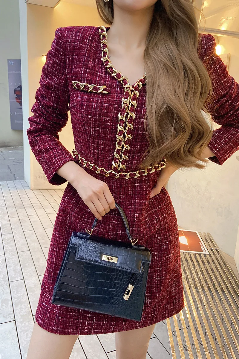 

Dabuwawa Sequined Chain Dress For Women Vintage Binding Slim Empire Luxury Skirt Light Weight Fancy Suiting Christmas DM1CDR052