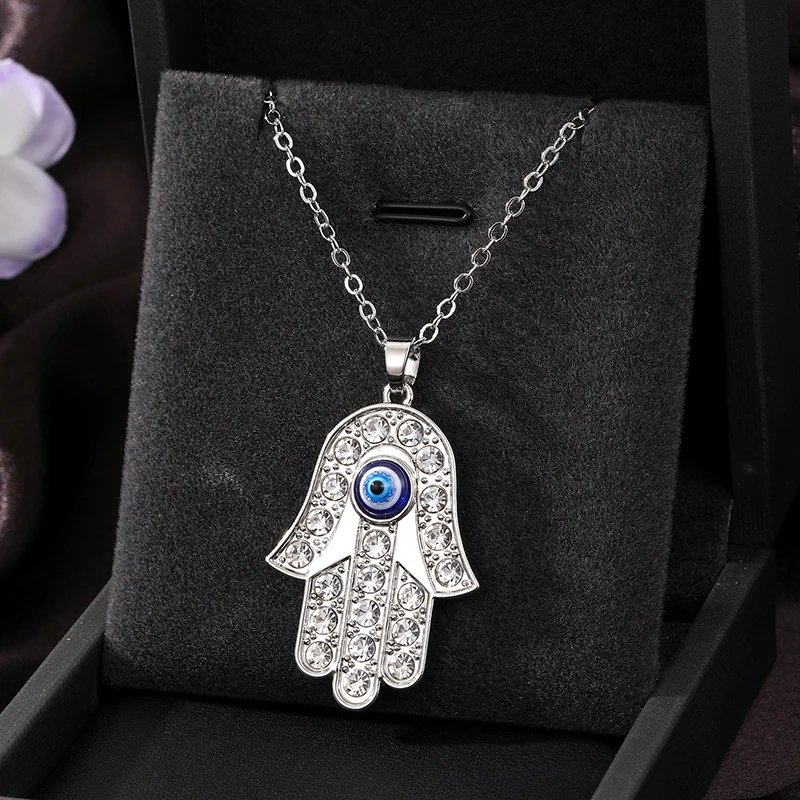 Hollow Zircon Heart Evil Eye Hand Hamsa Necklace Women Bling Lucky Blue Eye Fatima Hand Sweater Clavicle Chian Wedding Jewelry