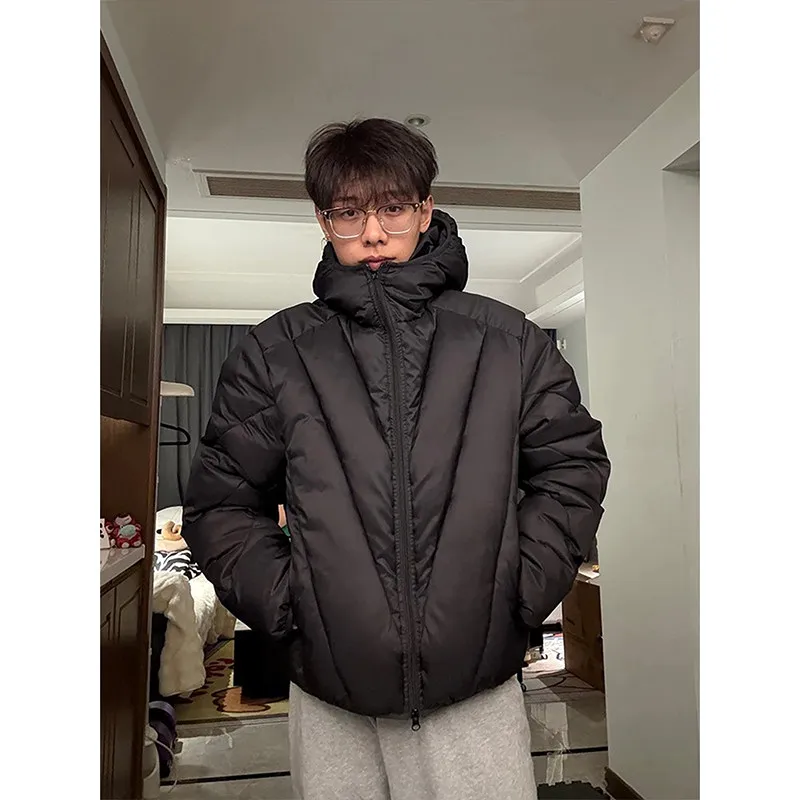 

Мужская зимняя куртка в американском стиле с капюшоном, утолщенная, из хлопка, с асимметричной строчкой, молодежная, популярная, стандартный крой рукавов, на длинной молнии