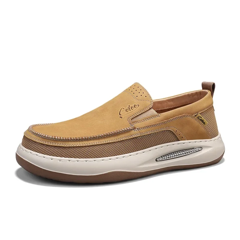 

Men's motorcycle shoes are personalized, versatile, low cut, fashionable, and casual shoes