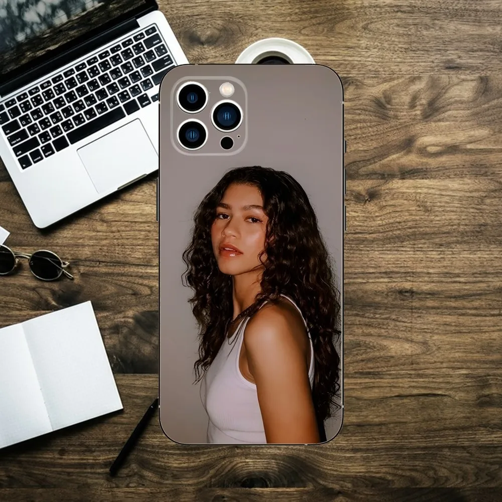 Z-Zendaya Phone Case Phone Case For Apple iPhone 15,14,13,12,11,XS,XR,X,8,7,Pro,Max,Plus,mini Silicone Black Cover