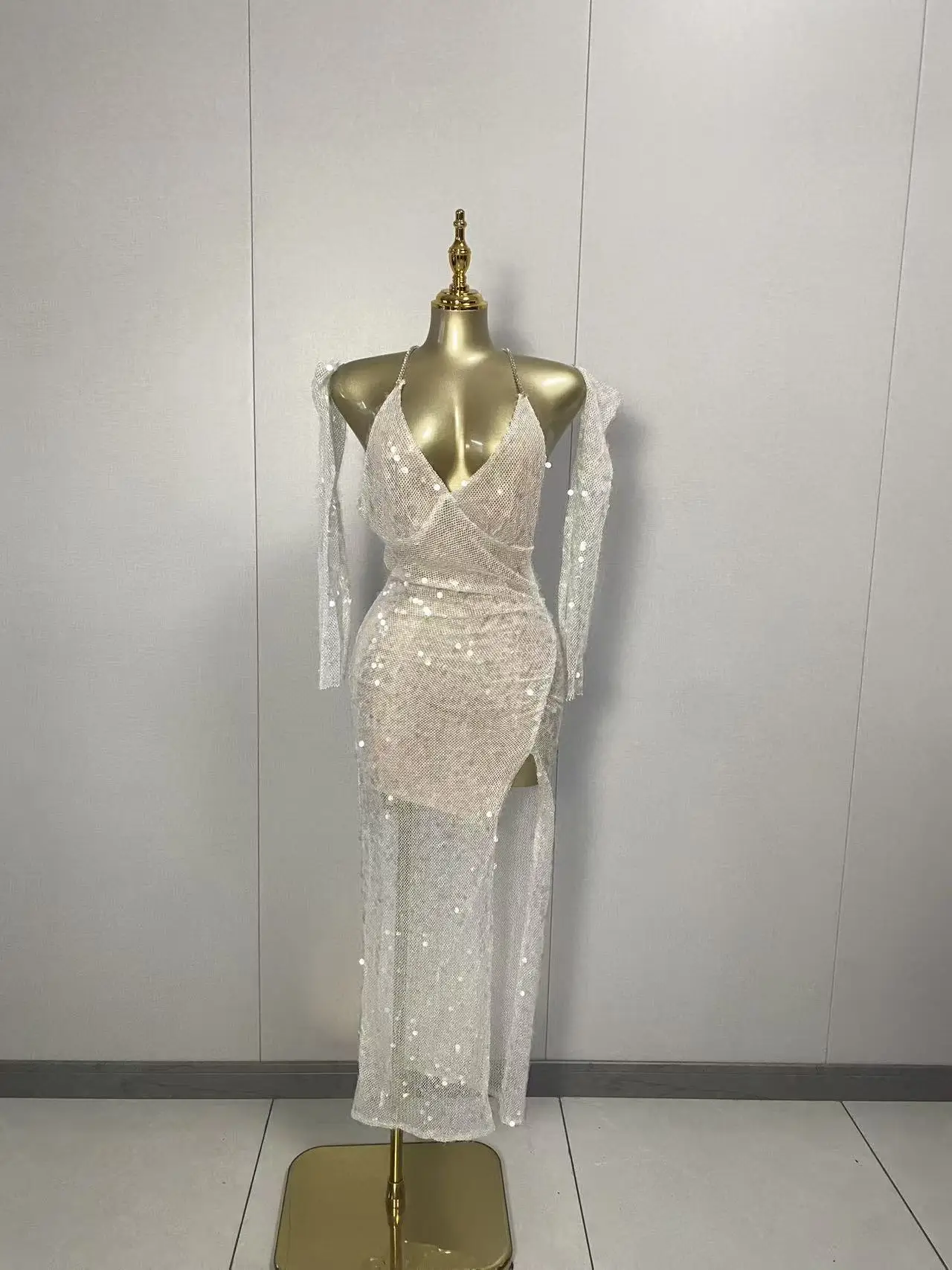 2025 New Women Sexy Sleeveless Sequins Backless Silver Dress 2025 Elegant Evening Club Luxury Birthday Party Dresses