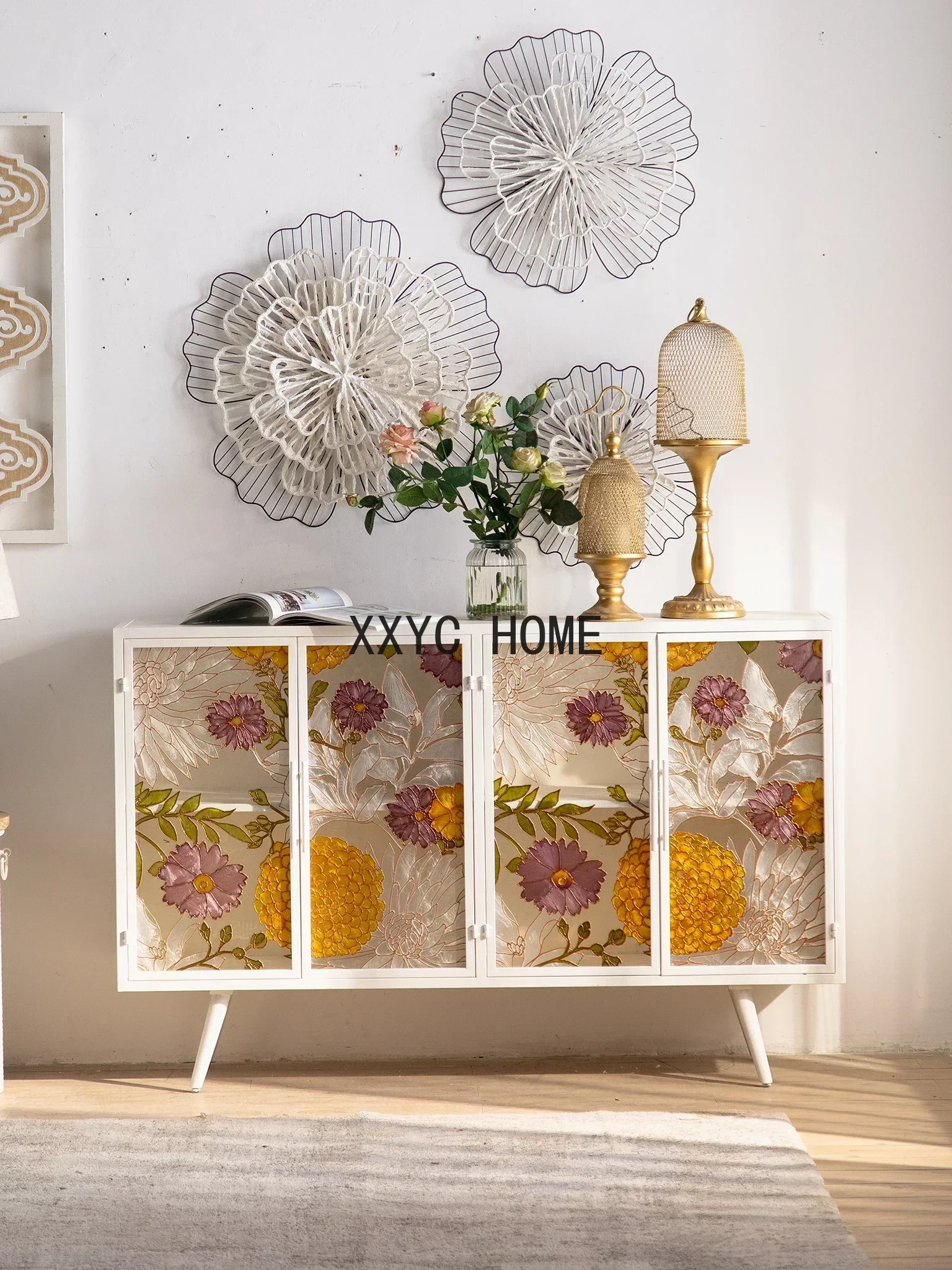 

TAO Floor Painted DoorDisplay Decorative