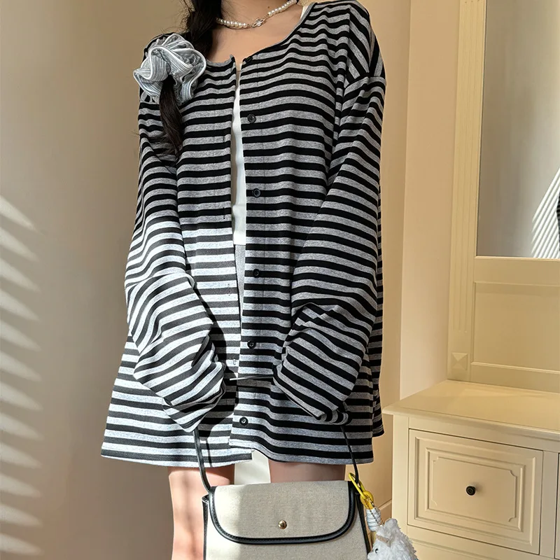 

2026 Spring New Striped Cardigan Casual Jacket Women's Loose Lazy Wind Wear Top