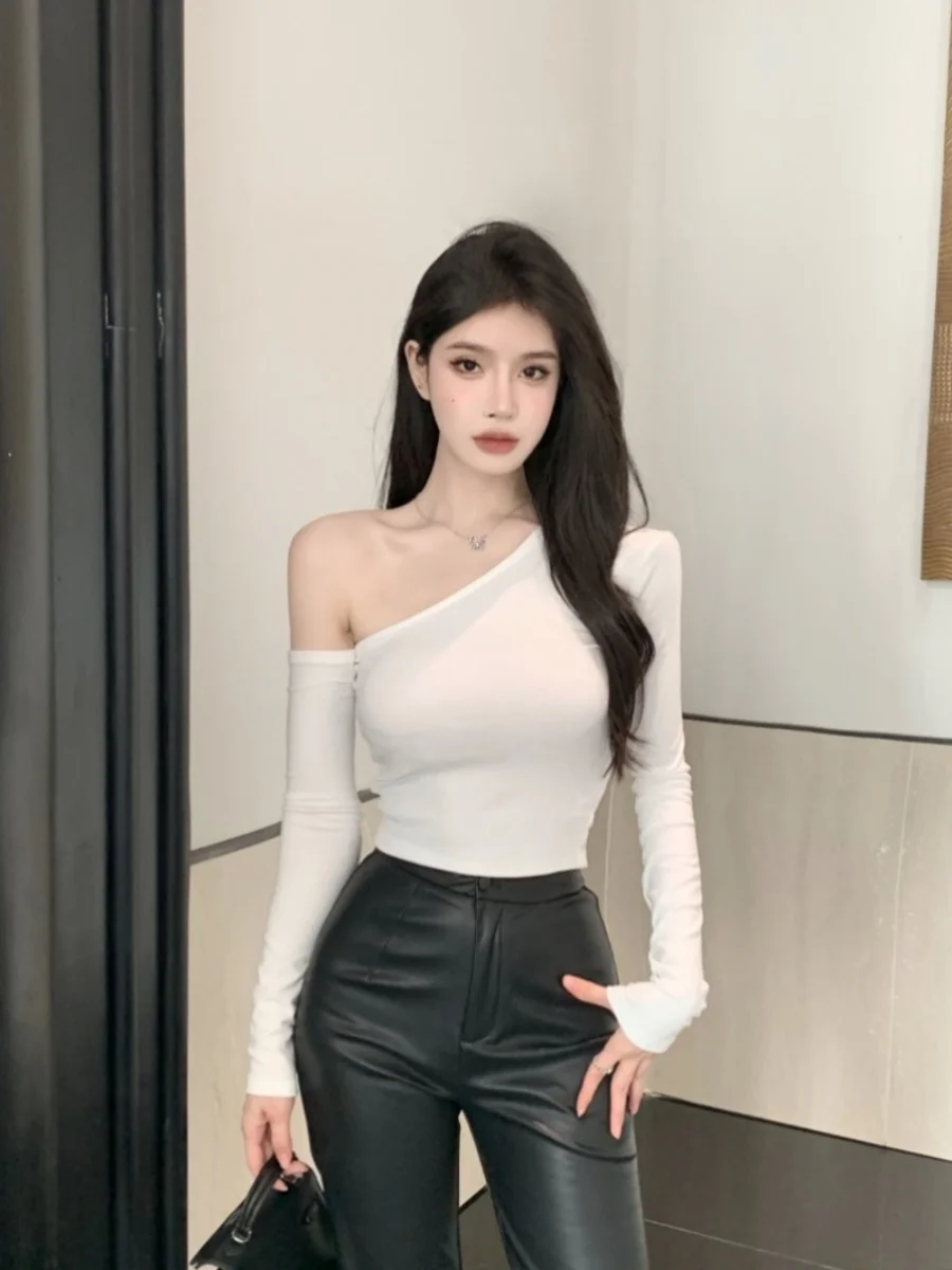 Sexy Slim Fit ort Sve Asymmetric T-irt Women's Commute Sle Pure Color Polyester Fiber 00% Small Batch Trendy Top
