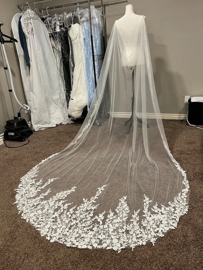 

Wedding Cape with Floral and Leaf Appliqués Shoulder Veil Wedding Dress Bridal Veil
