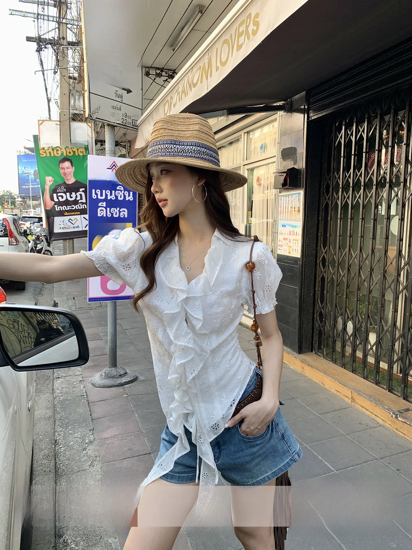 

Белая женская рубашка с коротким рукавом, новинка 2026 года, летний дизайн, приталенный топ, стиль для офиса, прямой крой