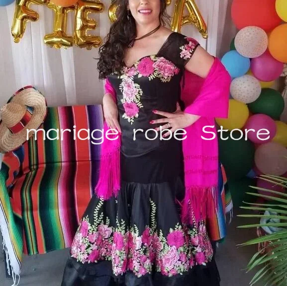 Black Miss Mexican Charro Trumpet Evening Celebrity Dresses Off Shoulder Floral Applique Prom Reception Gown Outfit