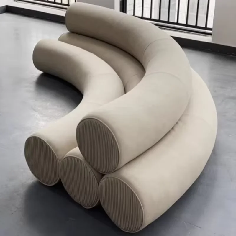 Nordic Luxury Curved Sofa Living Room Hotel Designer Accent Sectionals Couch Salon Puffs 2025 Sofa Wohnzimmer Furniture Home