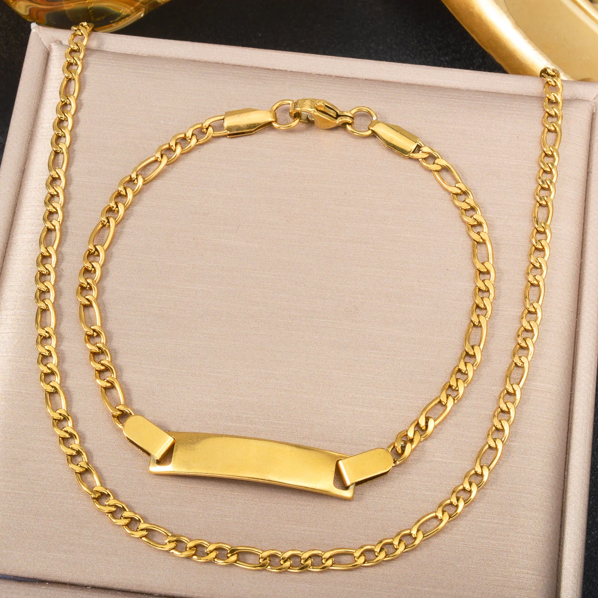 

Stainless Steel Necklace Bracelet Set Dubai 18k Gold Plated Jewelry Necklace And Bracelet Luxurious Hip-hop 2 Piece Set Gifts