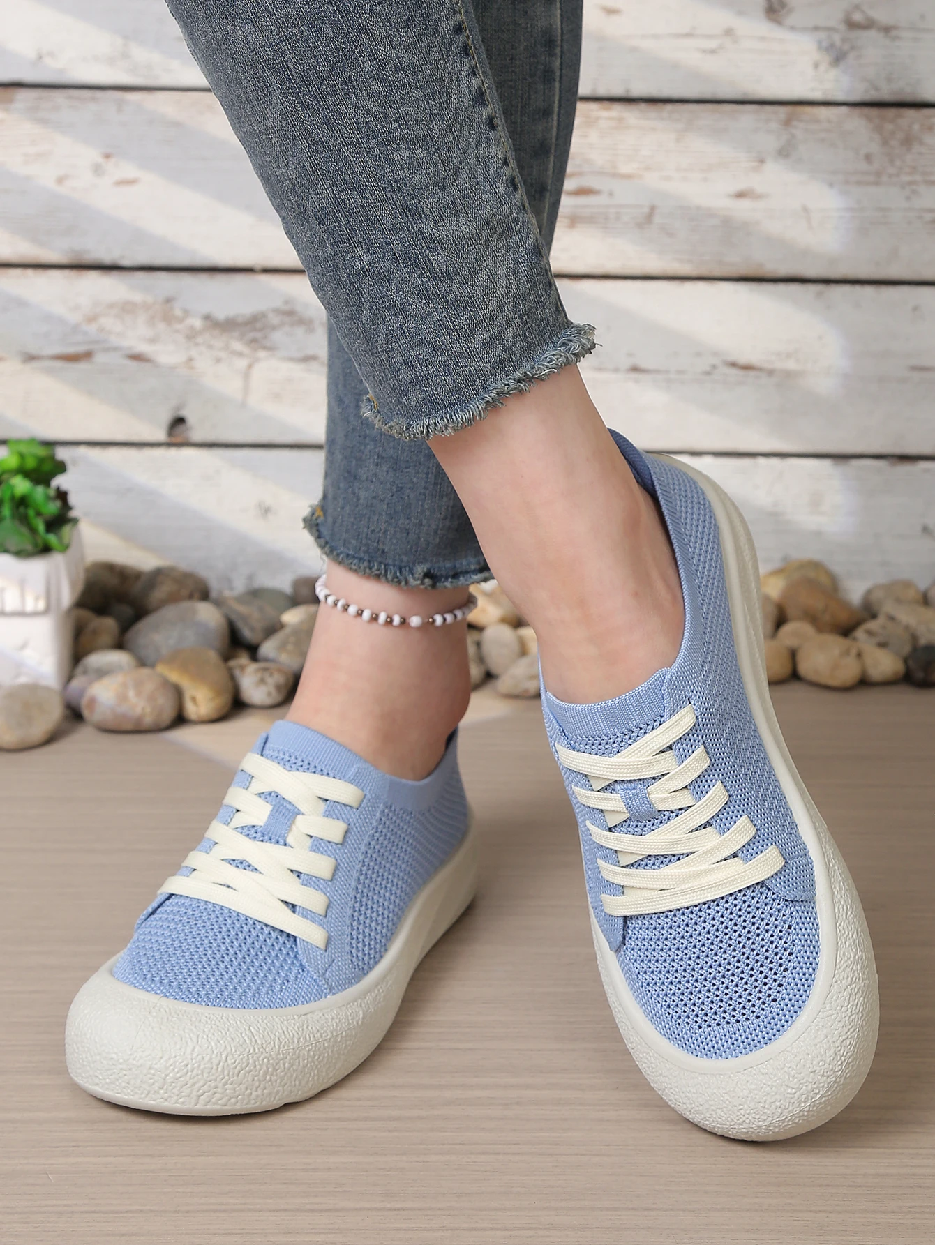 Leichte Mesh-Strick-Freizeitschuhe für Damen, atmungsaktive Slip-On-Sneaker mit weicher Sohle, bequemes Alltagsschuhwerk. – Detail 3