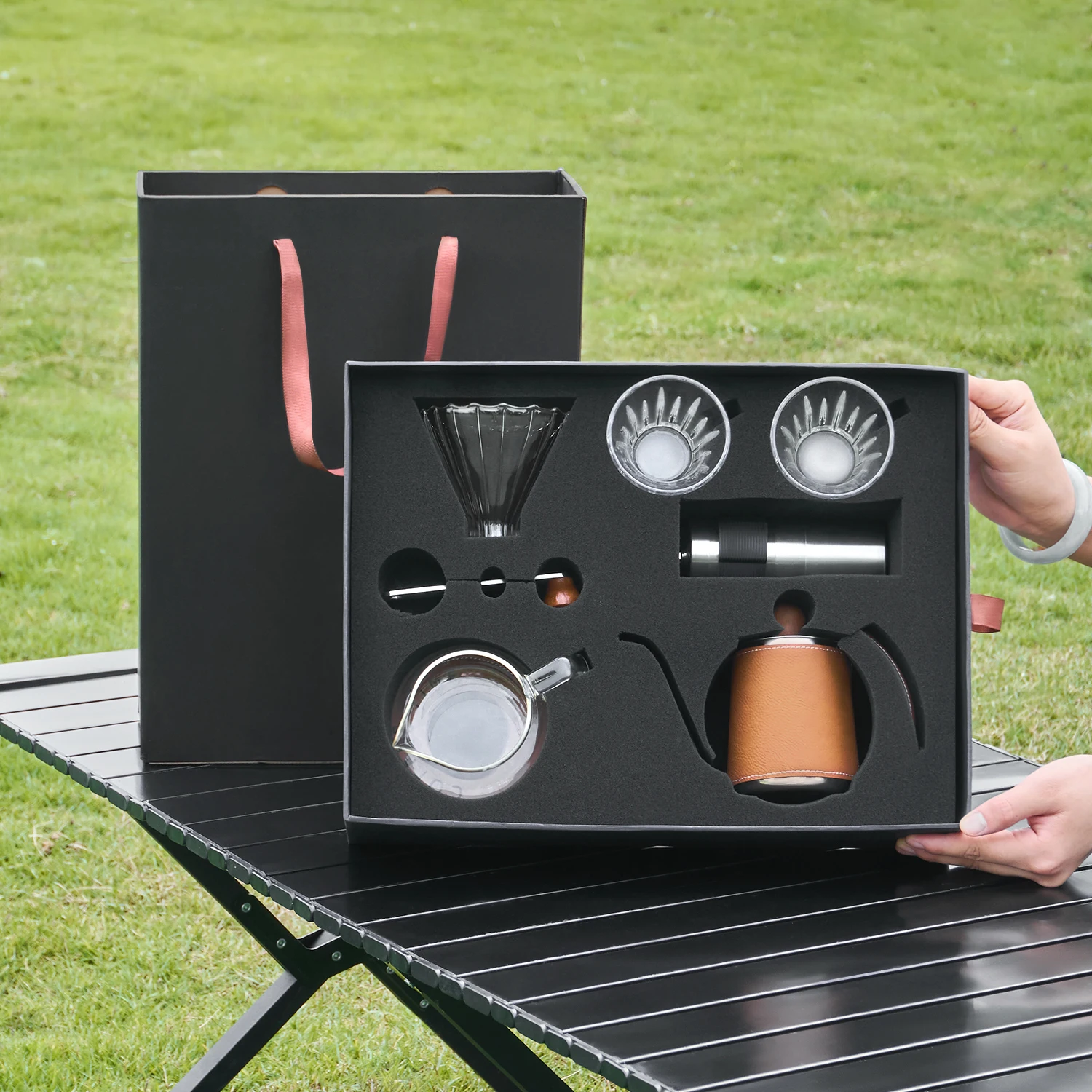 nouveau-kit-de-voyage-pour-cafe-en-plein-air-de-3-ou-7-pieces-outils-avec-bouilloire-verseuse-broyeur-manuel-kit-de-machine-a-cafe-goutte-a-goutte-en-ceramique