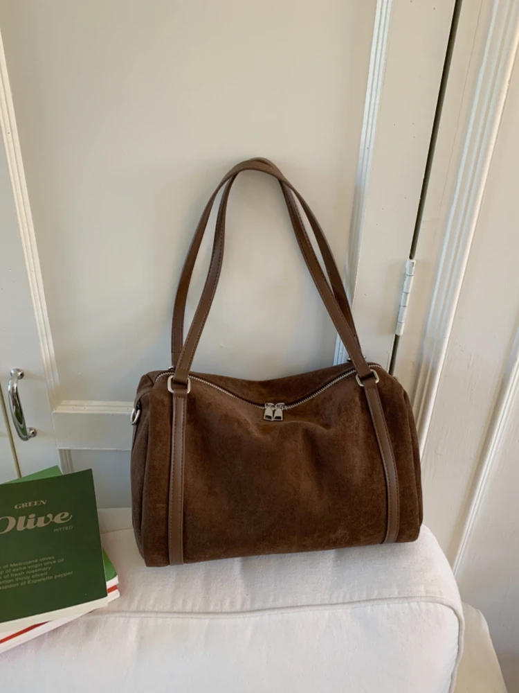 حقيبة كتف عصرية للنساء لخريف وشتاء 2025، حقيبة صغيرة متعددة الاستخدامات على شكل وسادة، حقيبة كروس بودي بأسلوب كاجوال