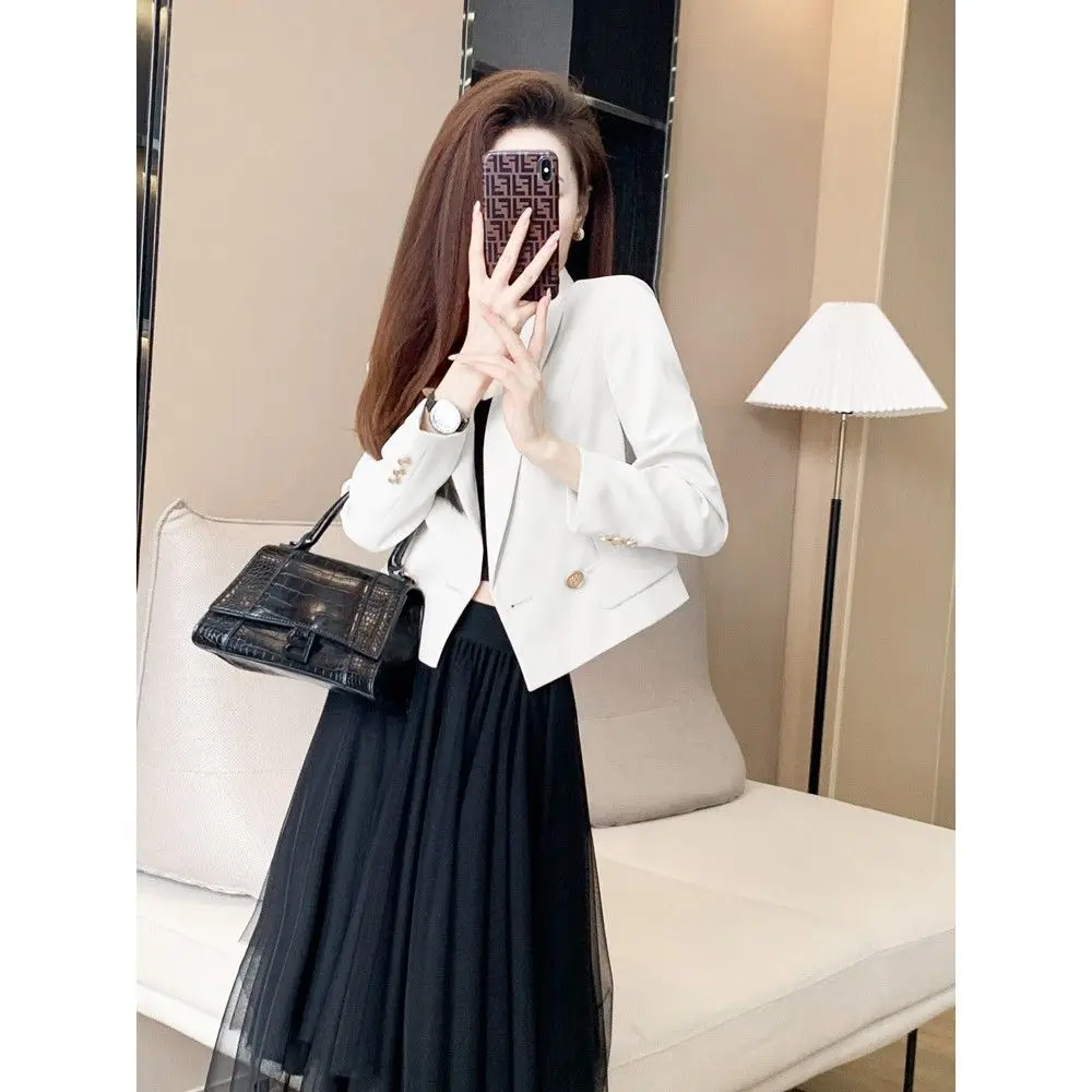 Ccropped Clothing Coats White 2024 Women\'s Blazer Suits Tailoring Latest Fashion Short Jacket for Women Trend Blazers Casual New