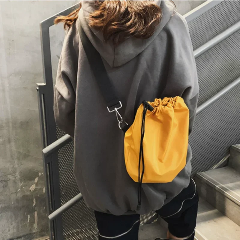 Women Nylon Drawstring Crossbody Bag Cool Black Sport Shoulder Messenger Bags Female Casual Soft Handbags Girls Travel Purses