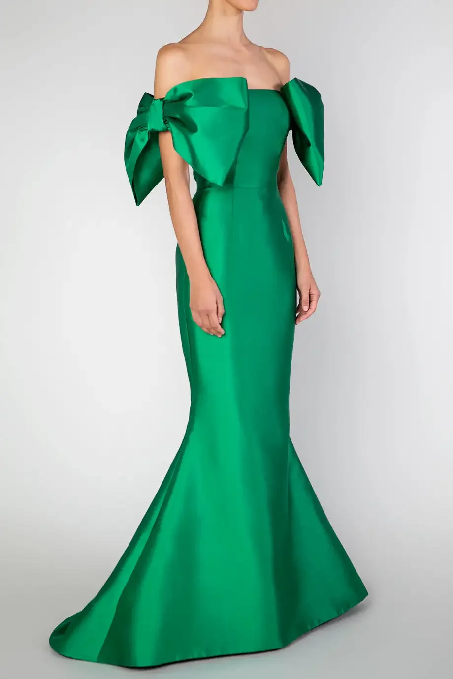 

Elegant Long Satin Green Evening Dresses With Bow Mermaid Pleated Sweep Train فساتين السهرة Prom Gowns for Women