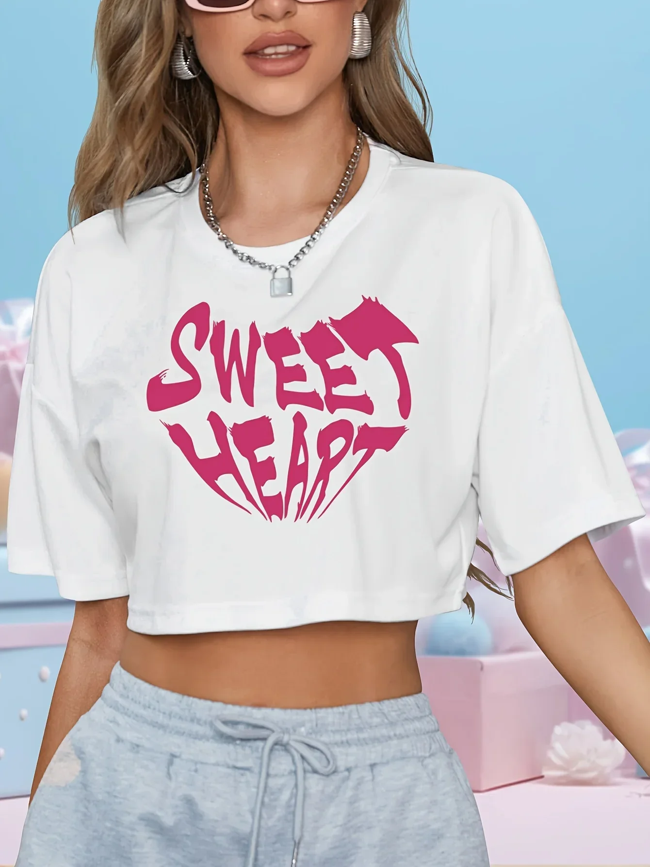 

Стильная укороченная футболка с круглым вырезом-мягкая, легкая, эластичная ткань, повседневная, с коротким рукавом, позиционирование, печатная машинная стирка