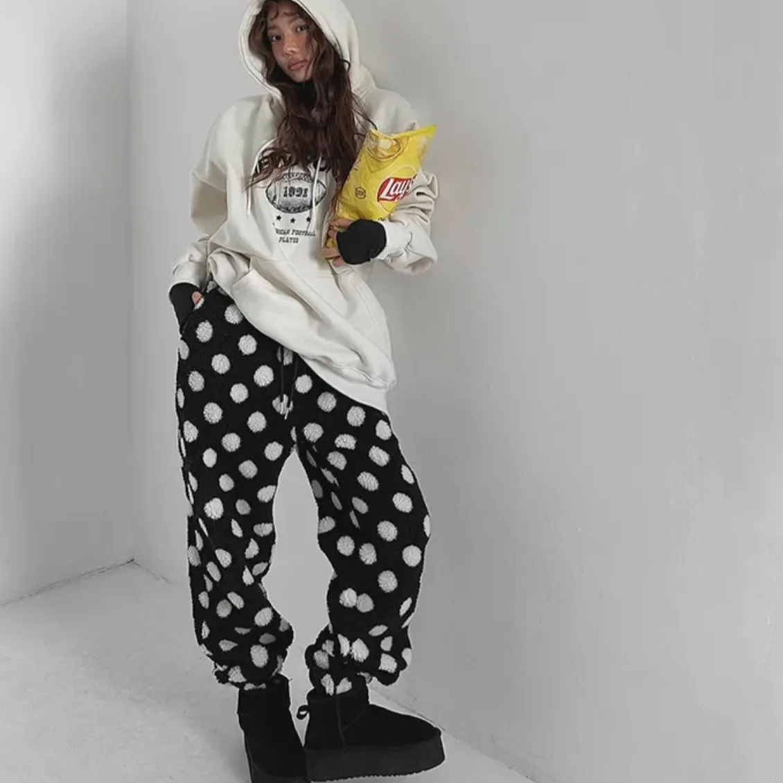 Calças casuais femininas coreano sle chique outono inverno novo facionable bolinhas algemado cintura elástica pele de cordeiro calças compridas