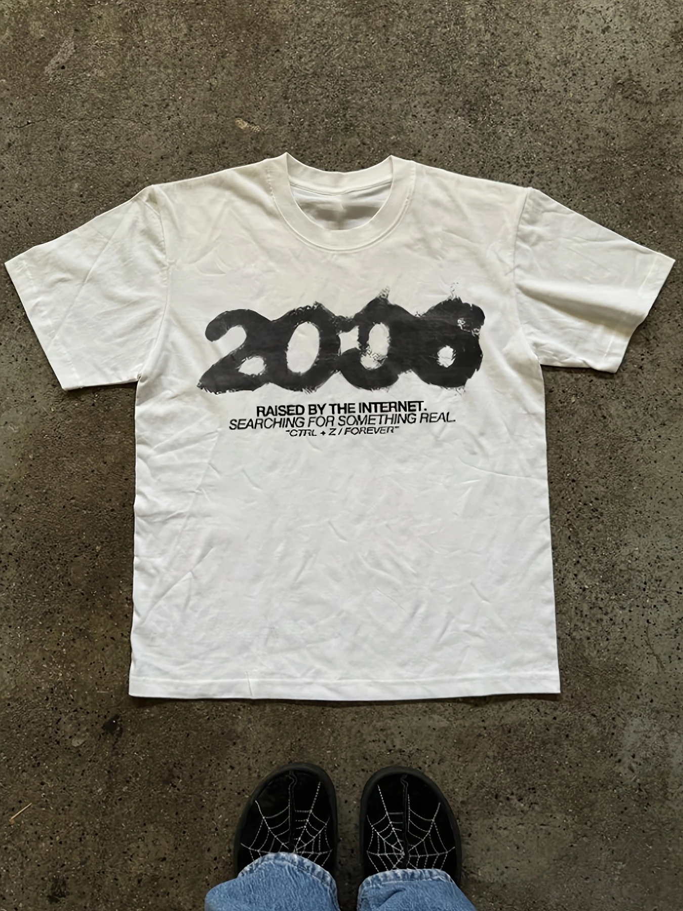 Camiseta Feminina de Manga Curta com Gola Redonda 2026 - Blusa Casual Solta - Top Compatível com Estampas e Estilo Básico Adequado para o Verão e o Di