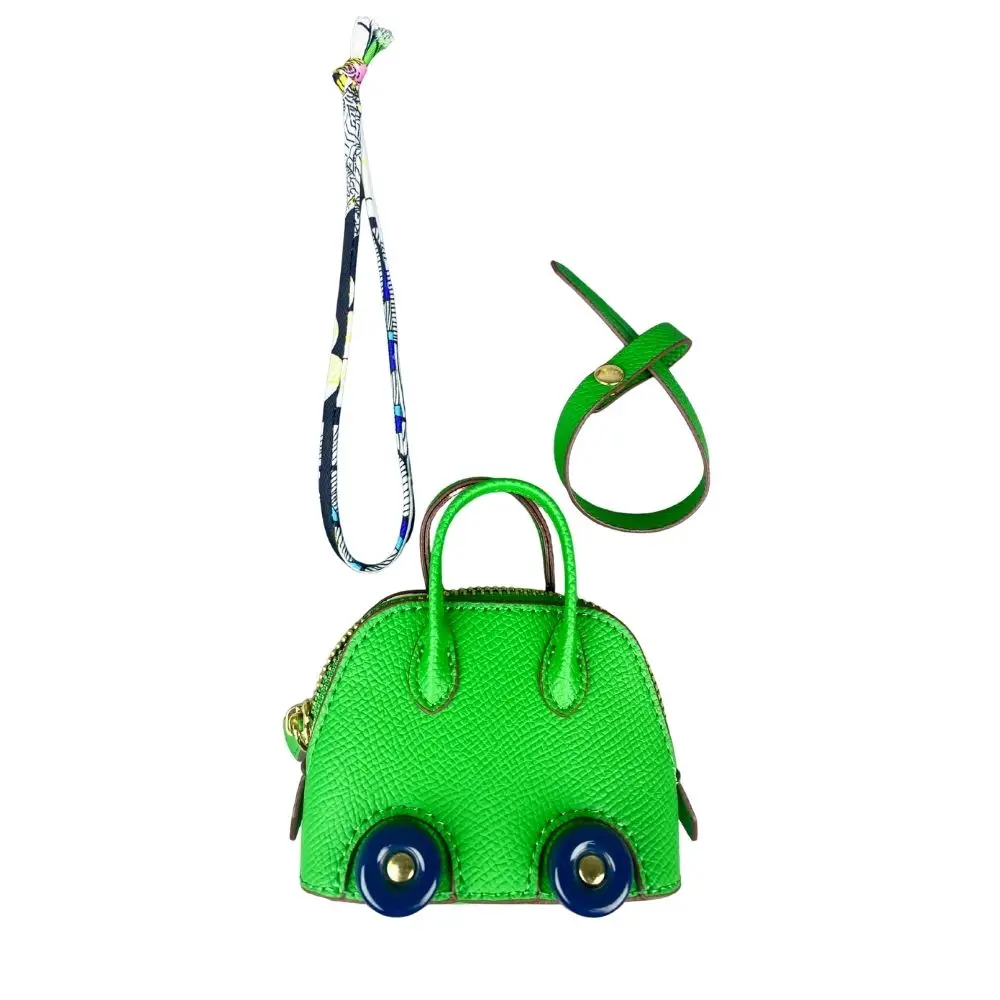 Mini-Taschenanhänger aus Leder mit niedlichen Rädern – Kopfhörer- und Lippenstiftbeutel mit zwei Riemen – PU-Leder – ideal für Taschenzubehör – Detail 13