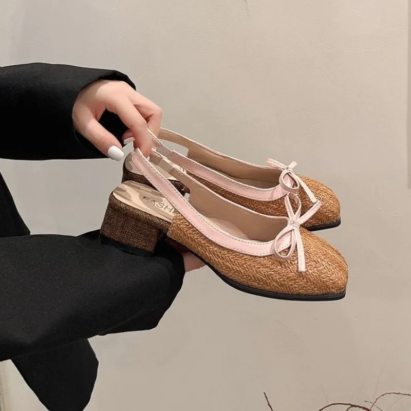 

French Vintage Colorblock Woven Cutout Niche Versatile Bow Wrapped Block Heel Back Empty Sandals